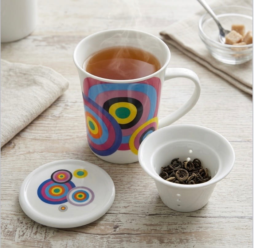 Tazza tisana multicolor con filtro e coperchio in porcellana